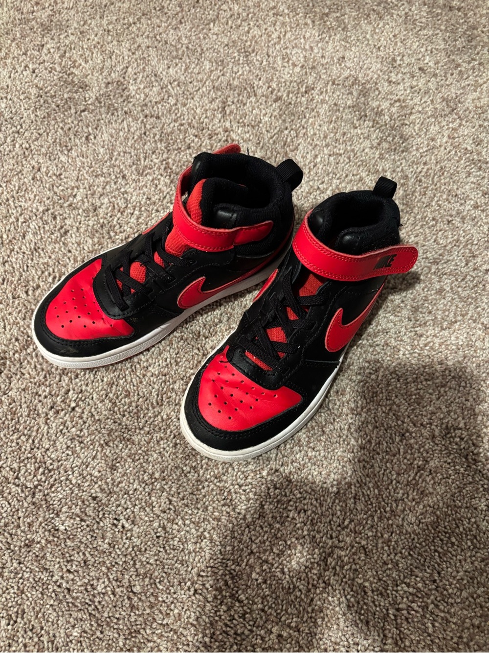 Nike Kids High-Top Sneakers in Red, Black and White